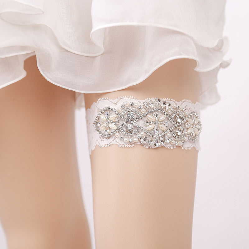 Lace Pearl Garter