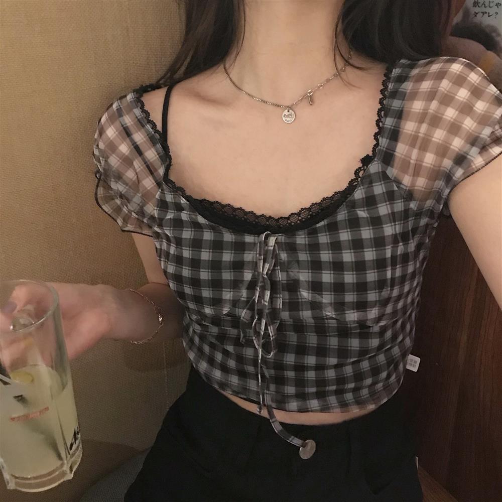 Black And White Plaid Short-Sleeved Shirt