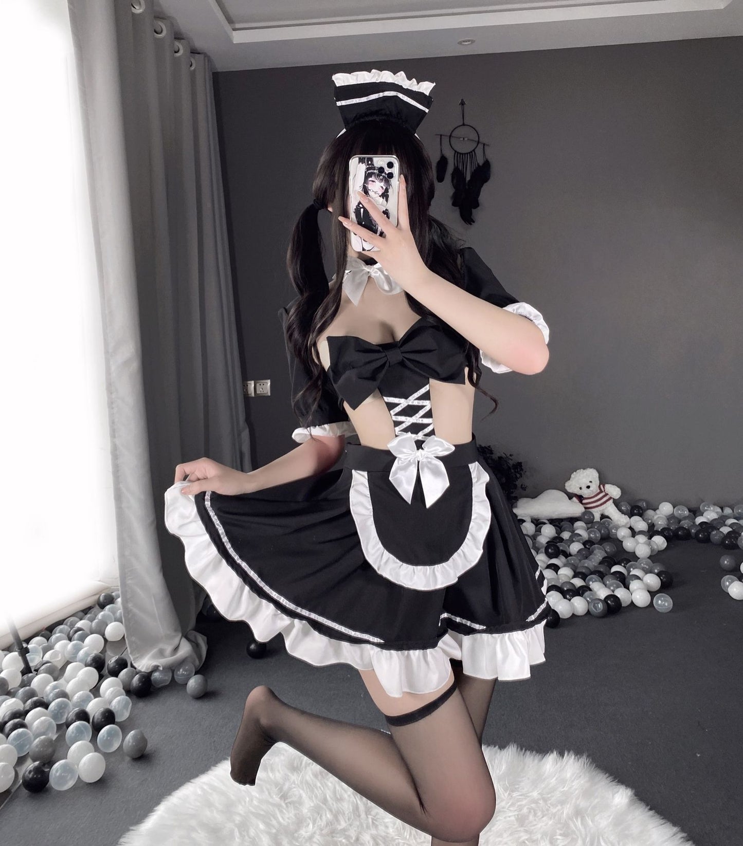 Blushing Beauty Maid Outfit